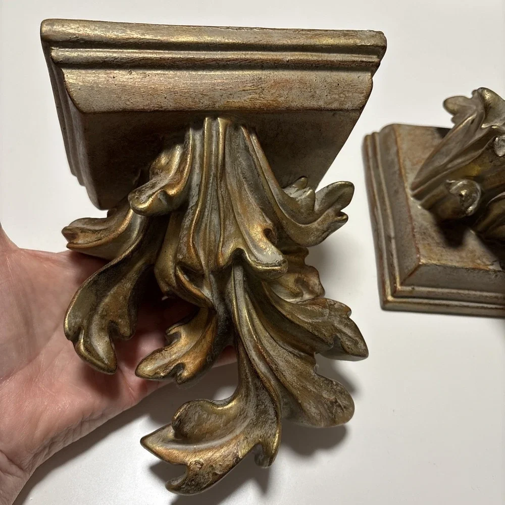Vintage Resin Ornate Italianate Wall Brackets Shelves Pair Bookends 5.25x3.75x7